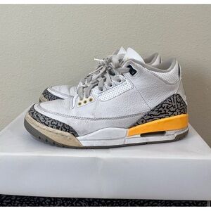 Nike Air Jordan 3 Retro Laser Orange Size 7.5W/6M Women's Sneakers CK9246